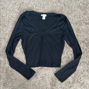 Bozzolo Black Ribbed Long Sleeve V-Neck Top